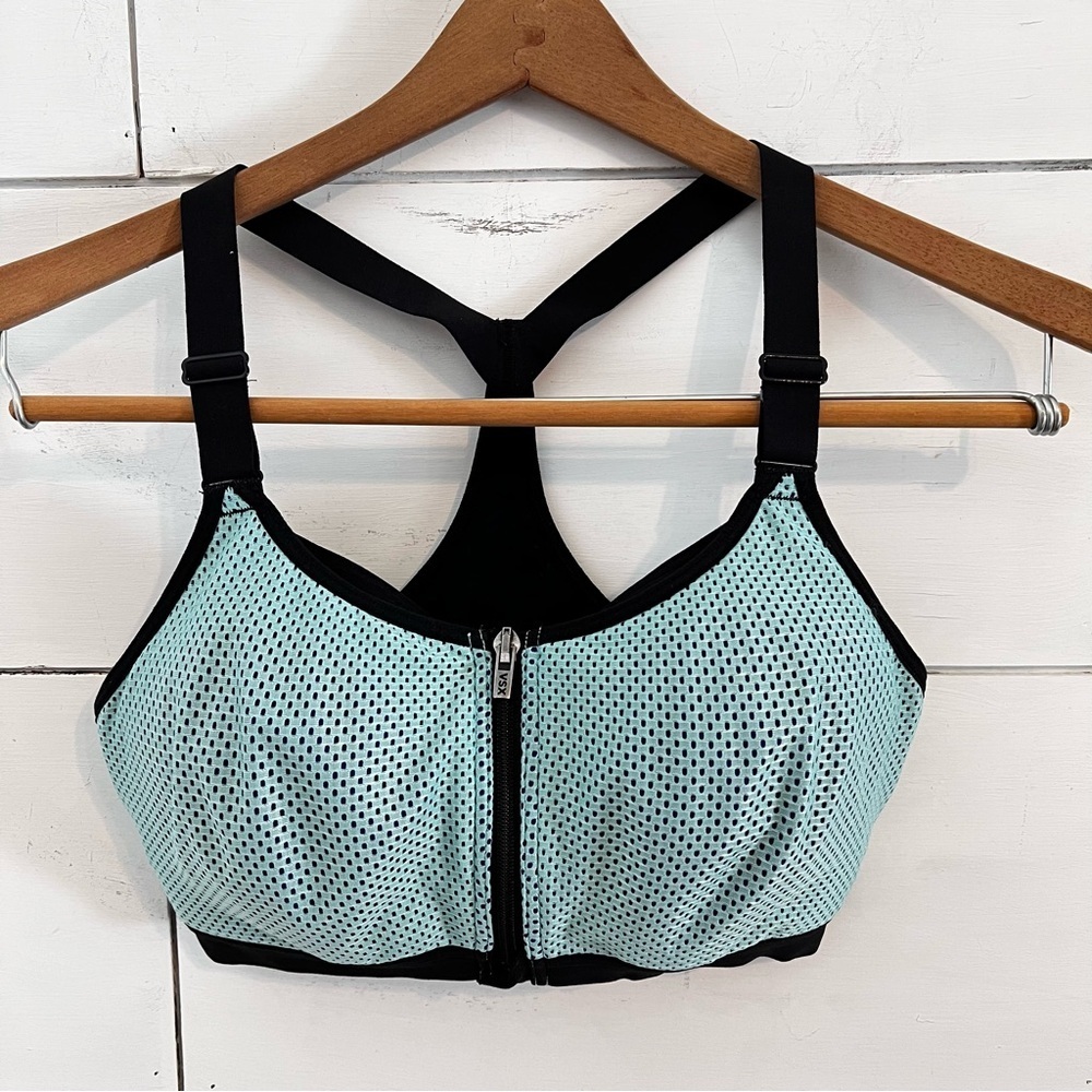 Victoria’s Secret Sport Zip Front Wireless Mesh Sports Bra. Size 34D.